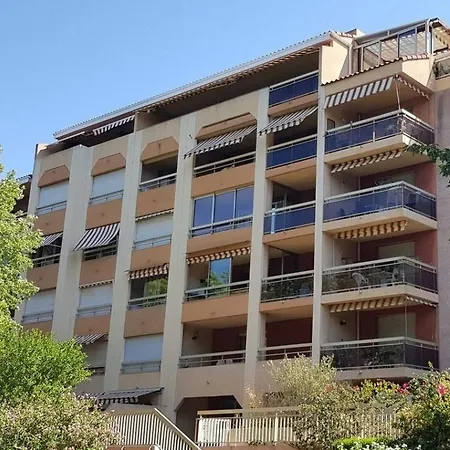 Διαμέρισμα A 100 M Du Port Et 500 M Des Plages *